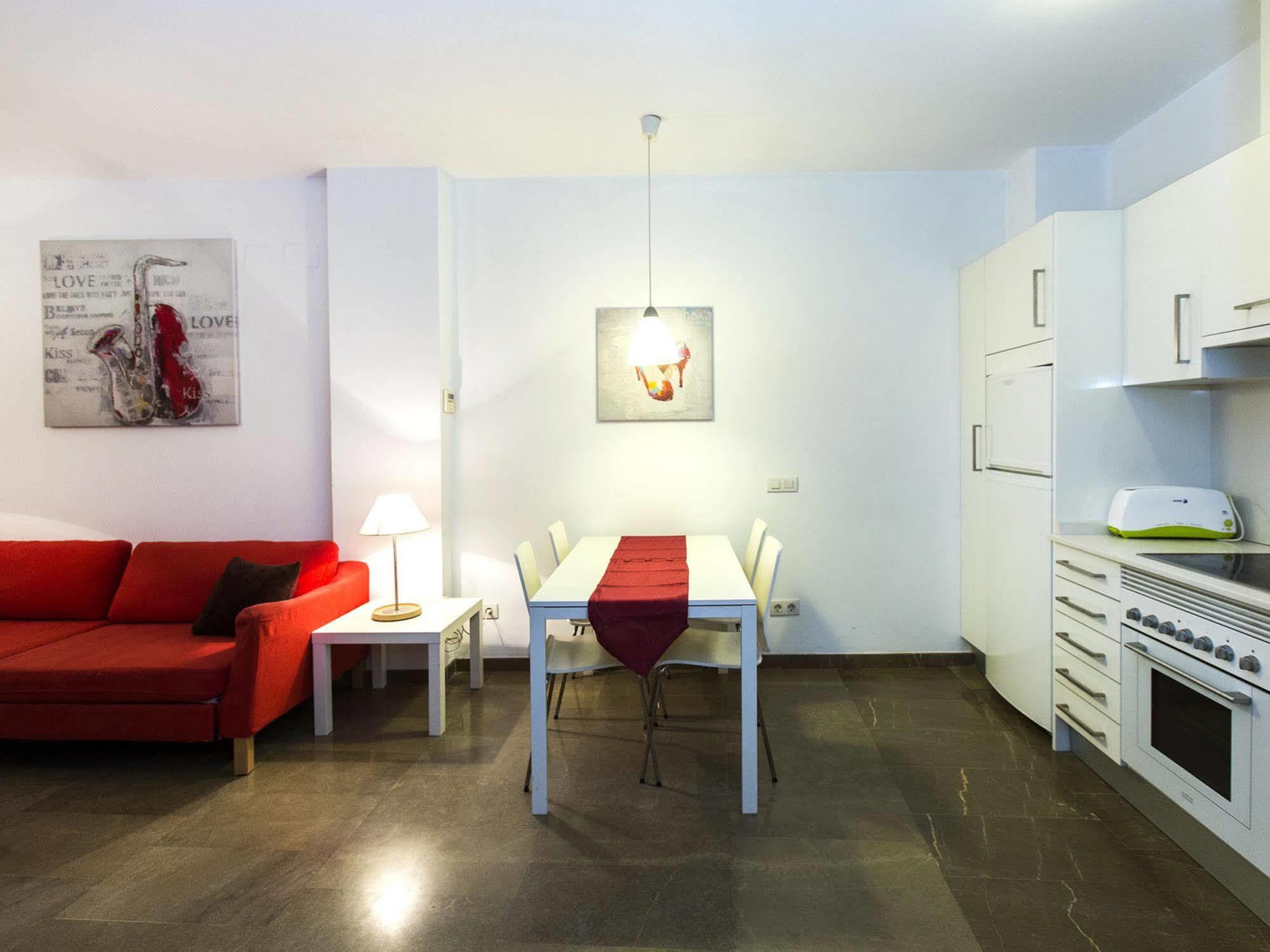 Total Valencia Vitoria Apartment Exterior photo