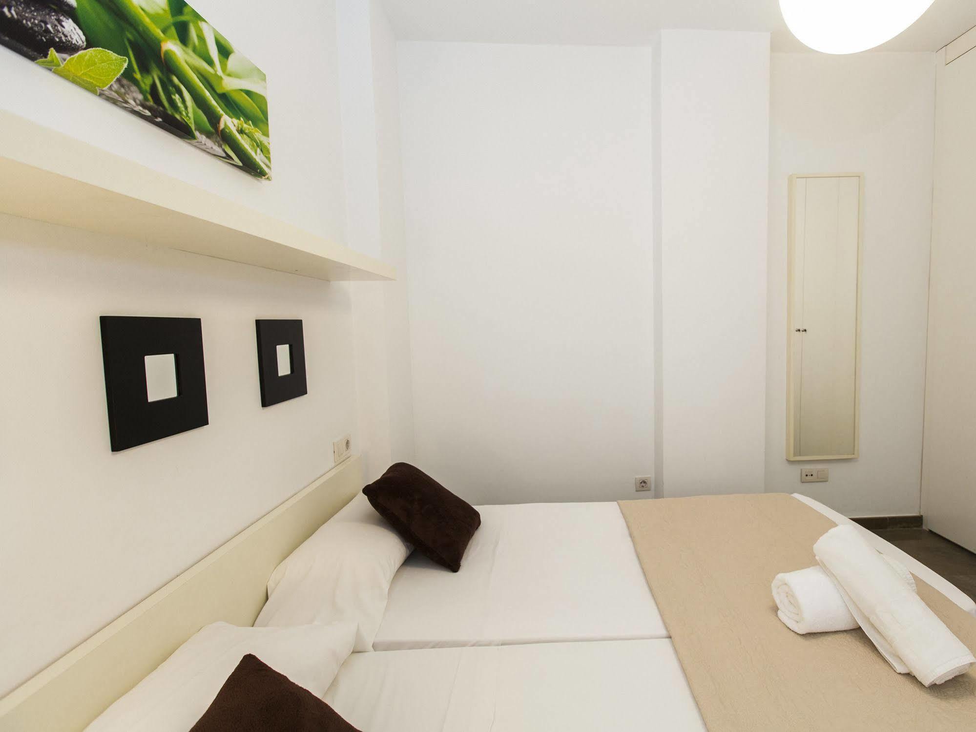 Total Valencia Vitoria Apartment Exterior photo