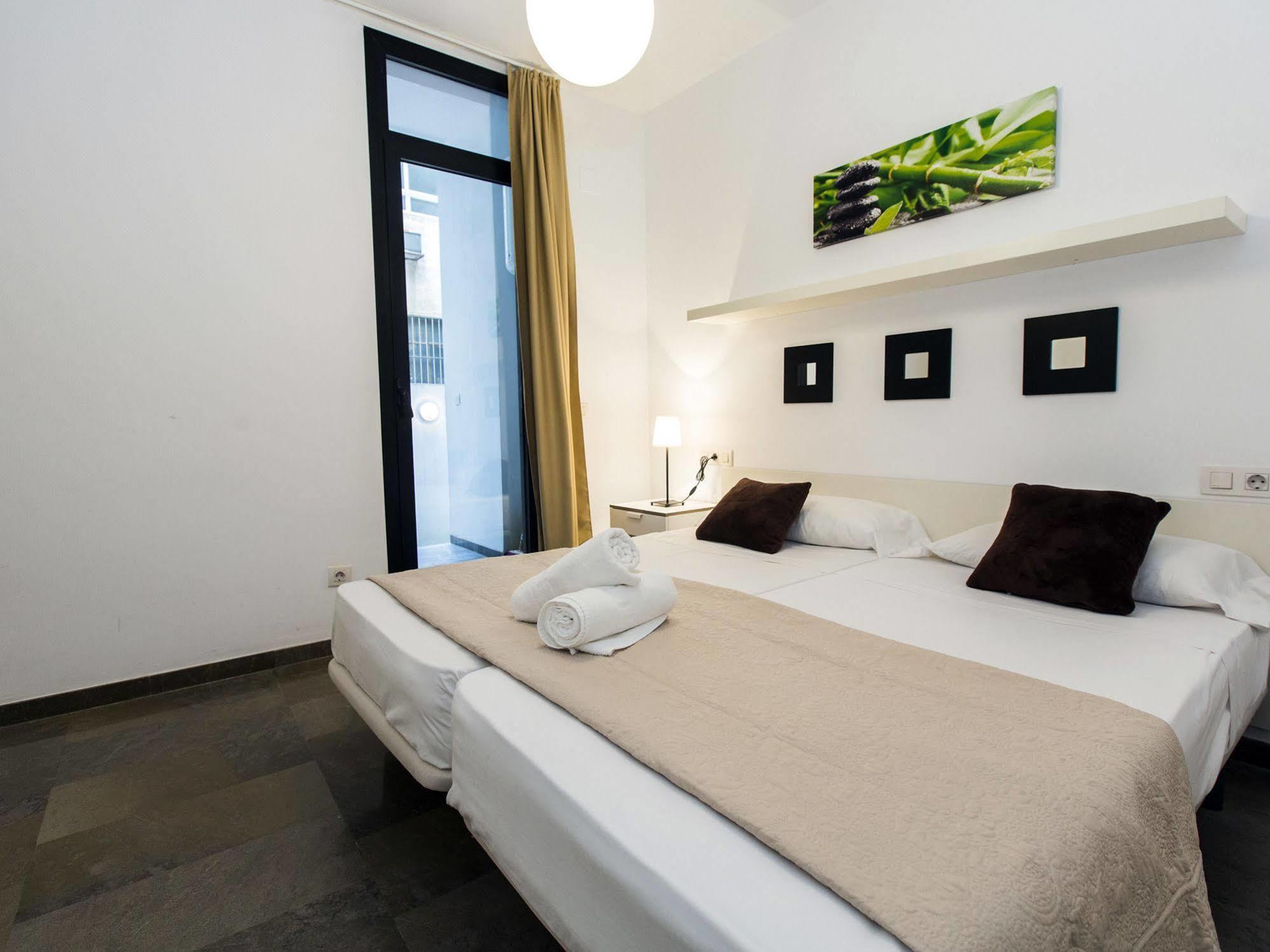Total Valencia Vitoria Apartment Exterior photo