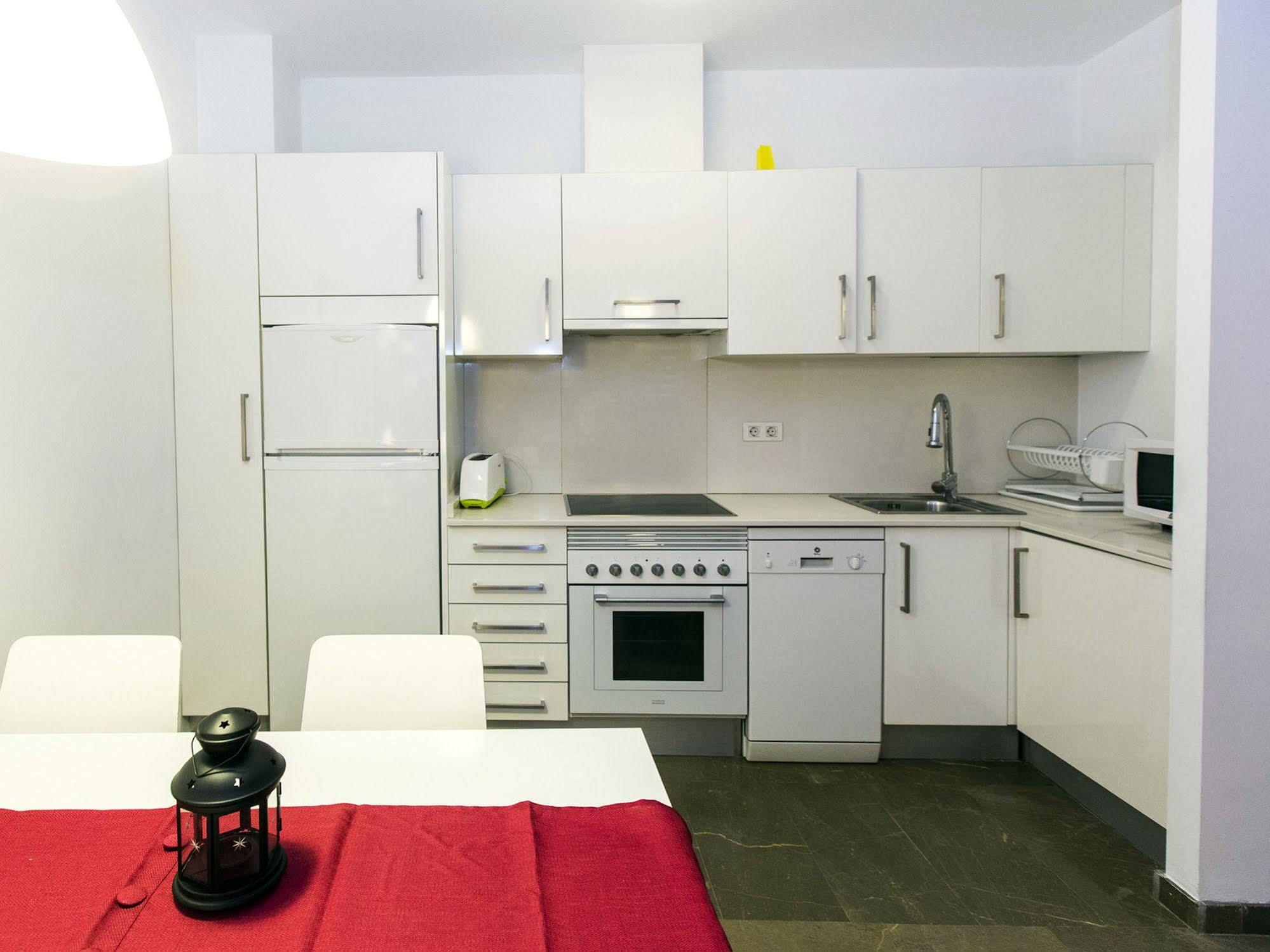 Total Valencia Vitoria Apartment Exterior photo